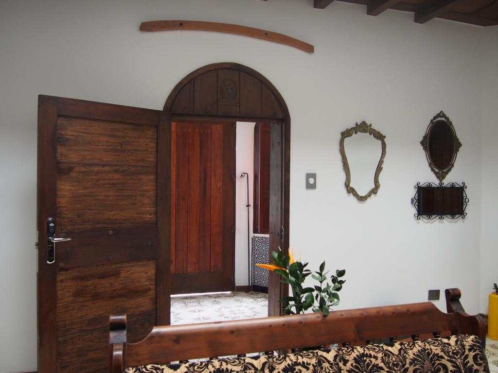 Bogota Bed & Breakfast Inn Bagian luar foto