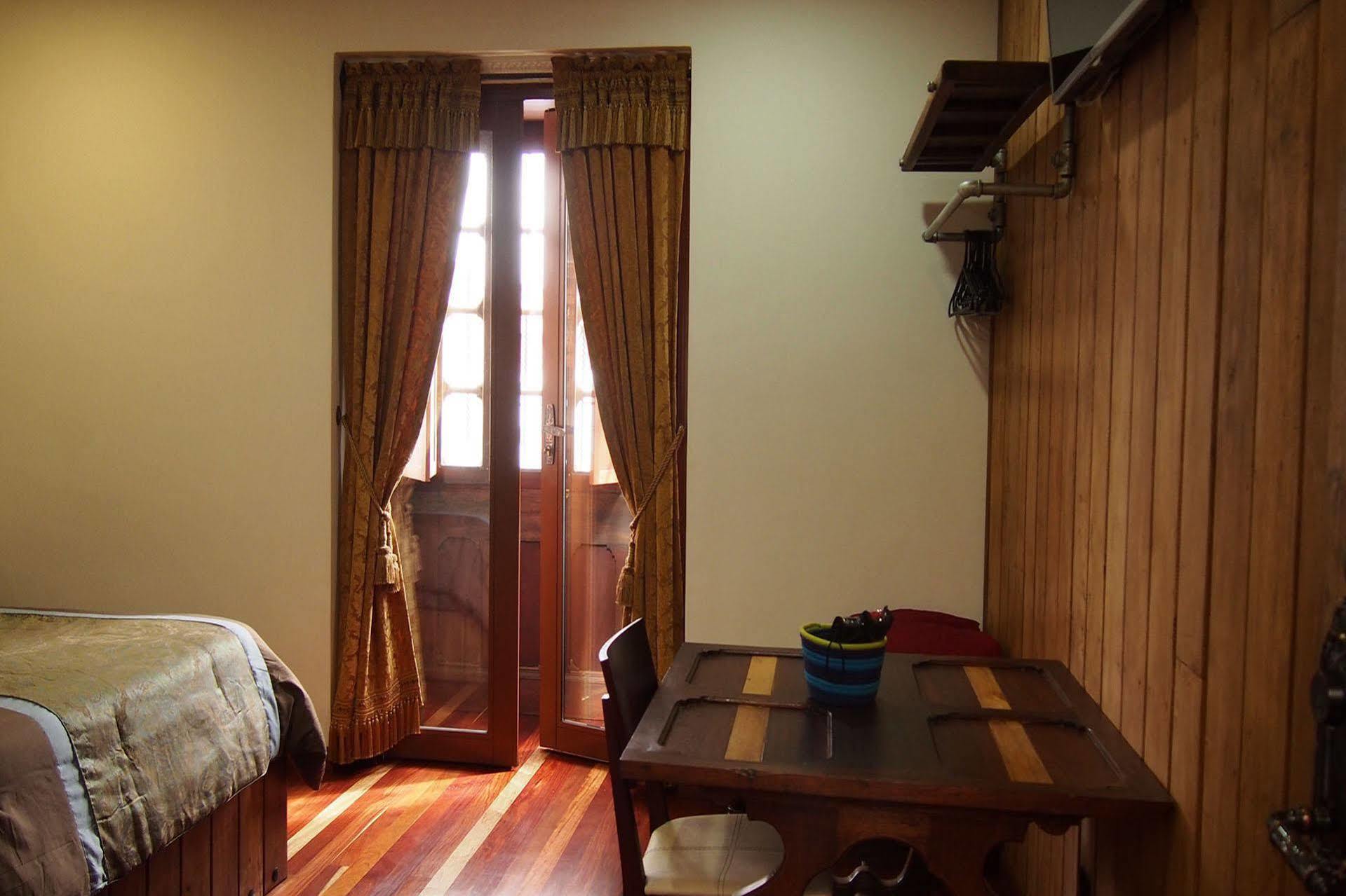 Bogota Bed & Breakfast Inn Bagian luar foto