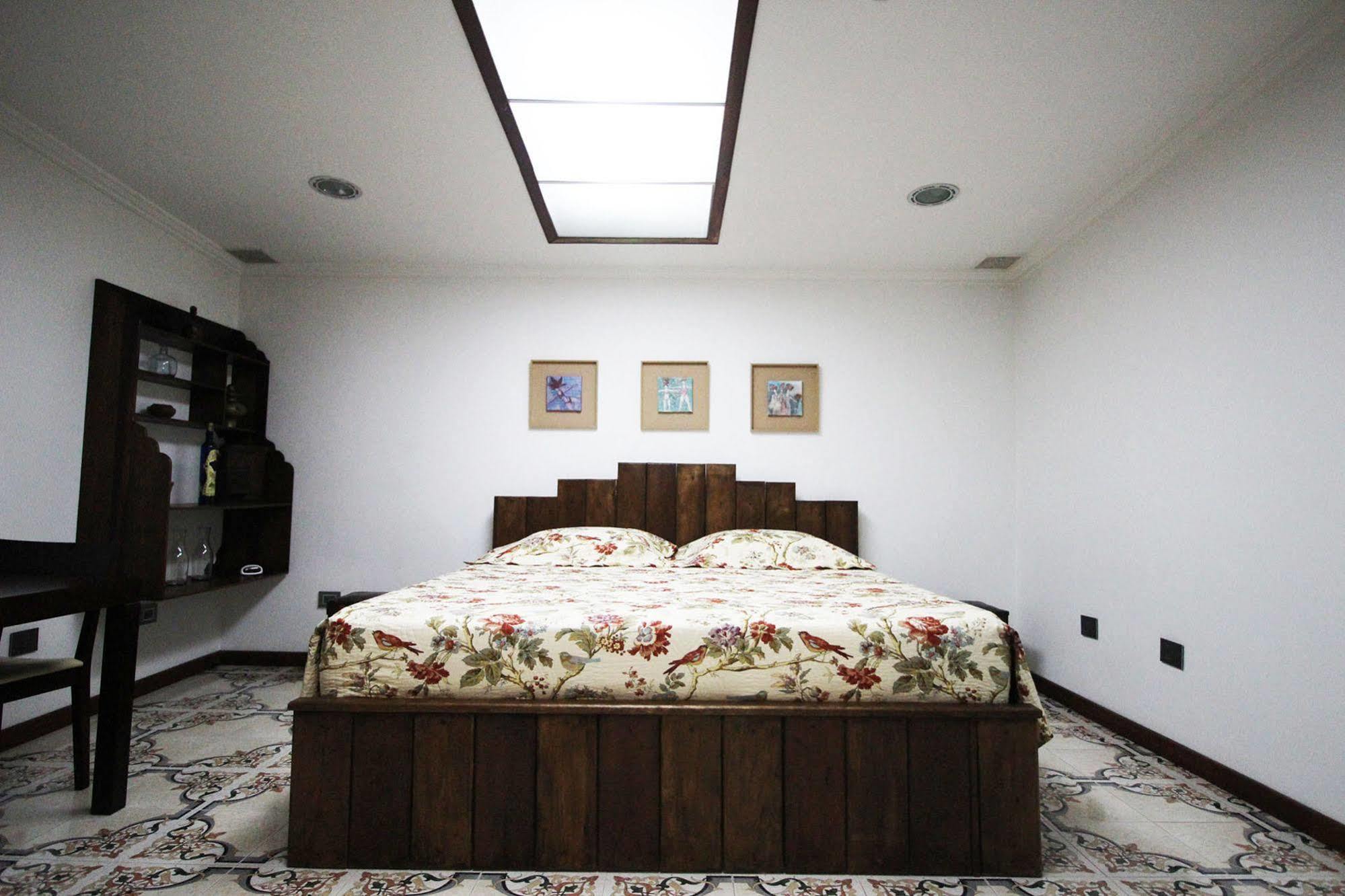 Bogota Bed & Breakfast Inn Bagian luar foto