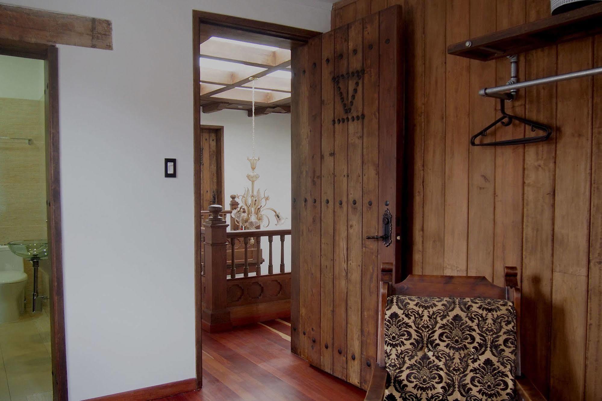 Bogota Bed & Breakfast Inn Bagian luar foto