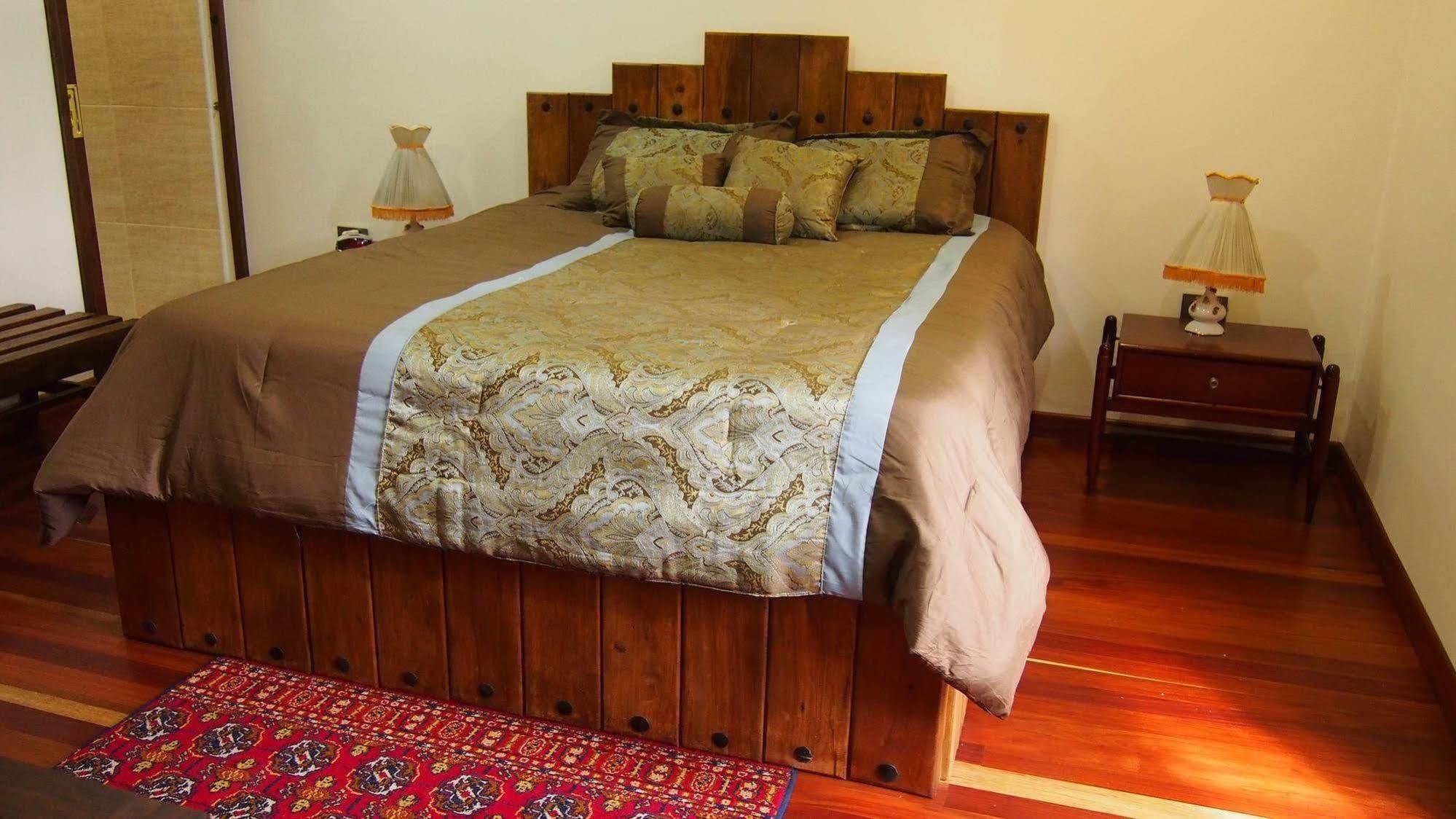 Bogota Bed & Breakfast Inn Bagian luar foto