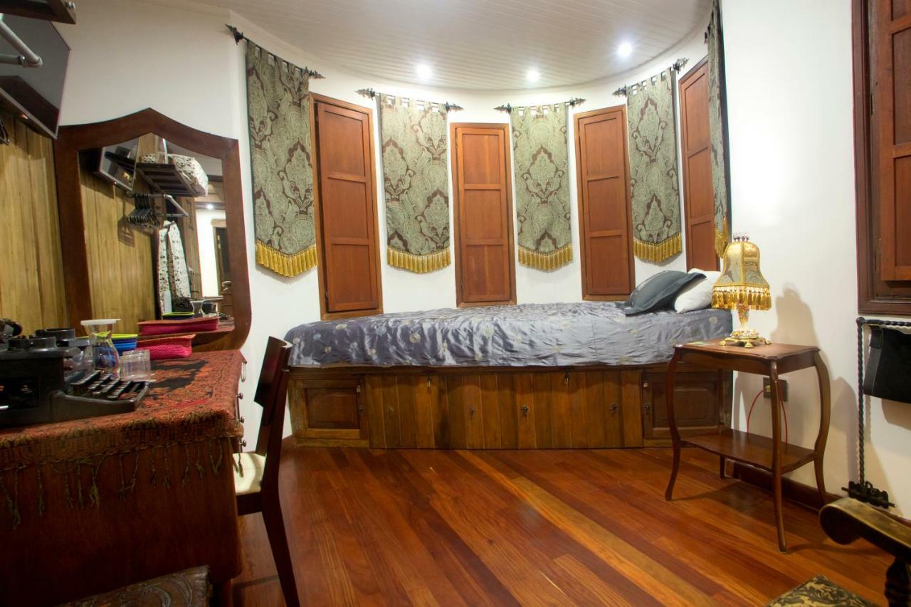 Bogota Bed & Breakfast Inn Bagian luar foto